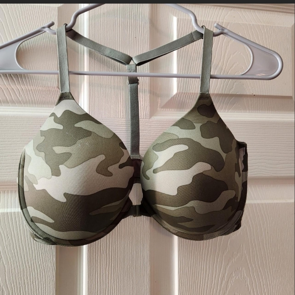 Victoria's Secret Pink Camouflage Print Women's Bra
